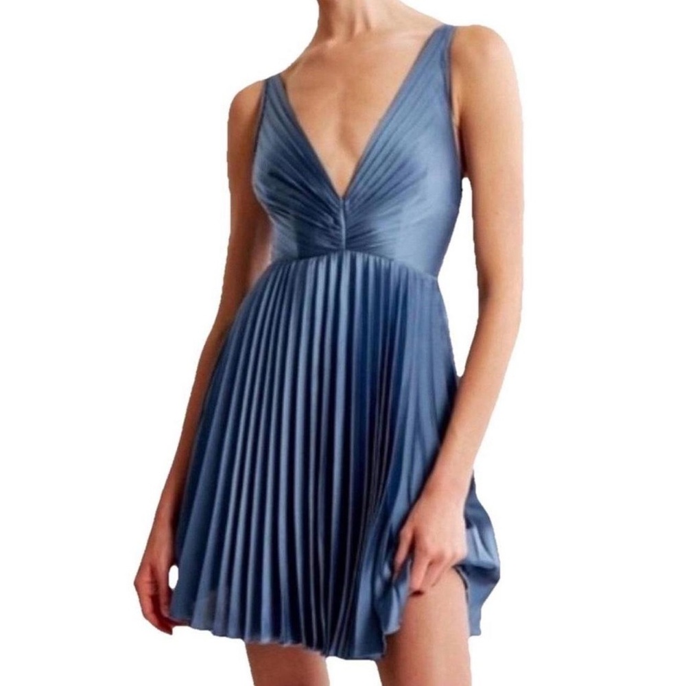 Abercrombie & Fitch Giselle Pleated Mini Dress